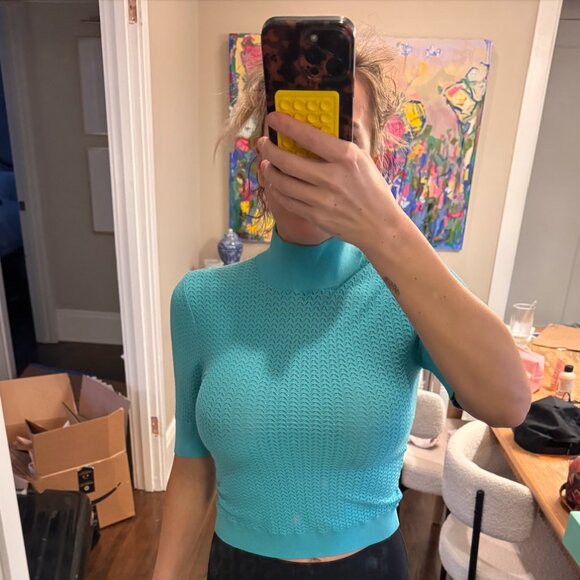 Alice + Olivia Turtleneck Short Sleeve Top - Picture 2 of 3